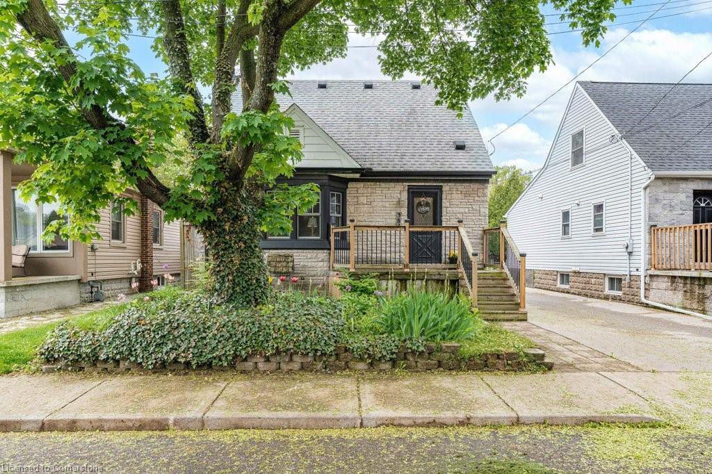 384 Thayer Avenue Property Photo 1