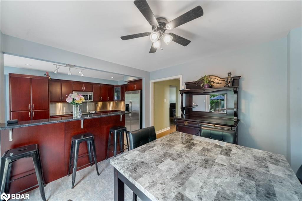 889 White Ash Drive Property Photo 16