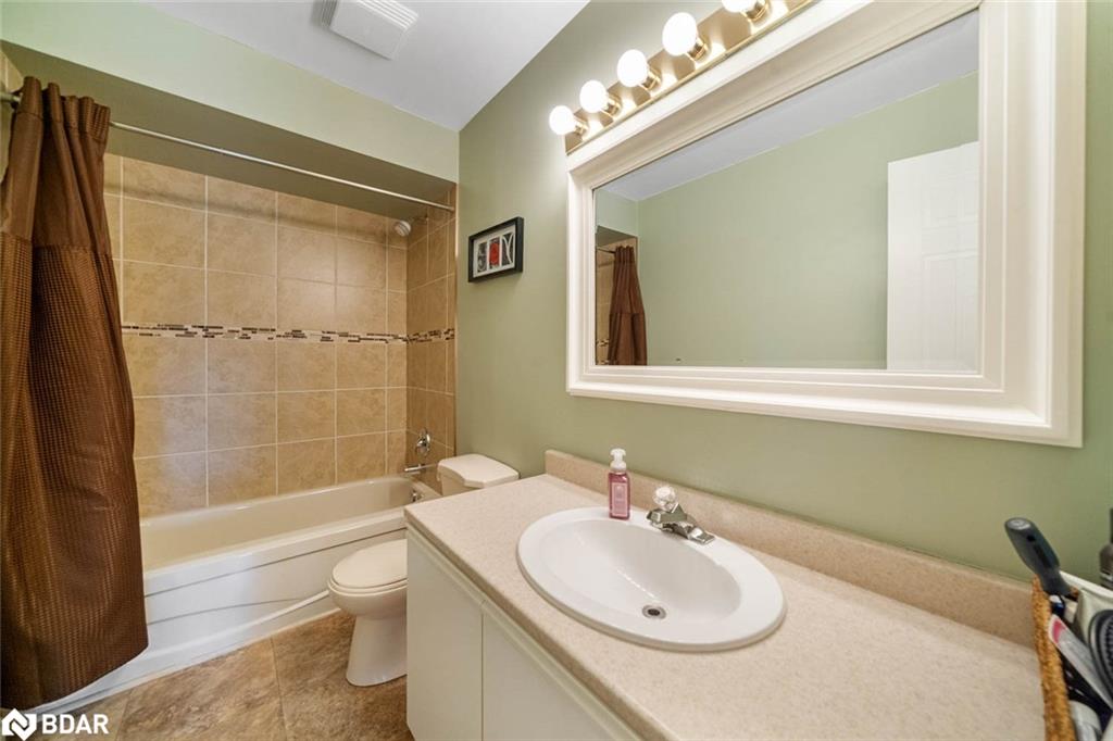 889 White Ash Drive Property Photo 19