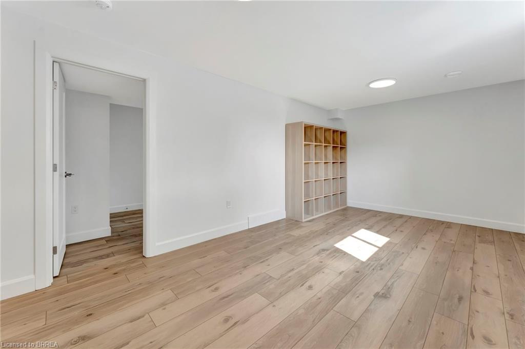 158a Concession Street W Property Photo 25