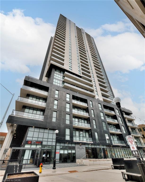 2608-60 Charles Street W Property Photo 1
