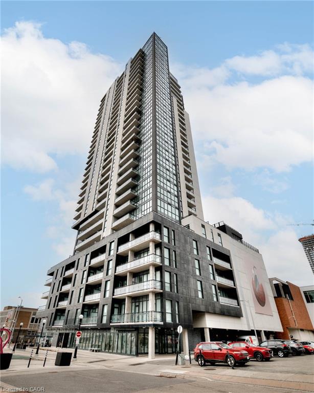 2608-60 Charles Street W Property Photo 2
