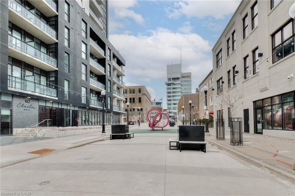 2608-60 Charles Street W Property Photo 3