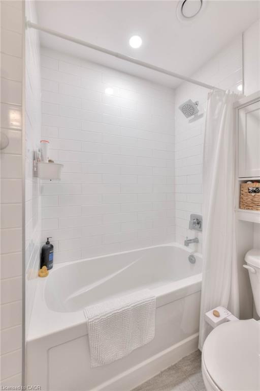 2608-60 Charles Street W Property Photo 18