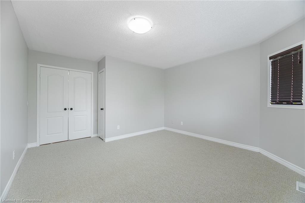 2676 Castle Hill Crescent Property Photo 24