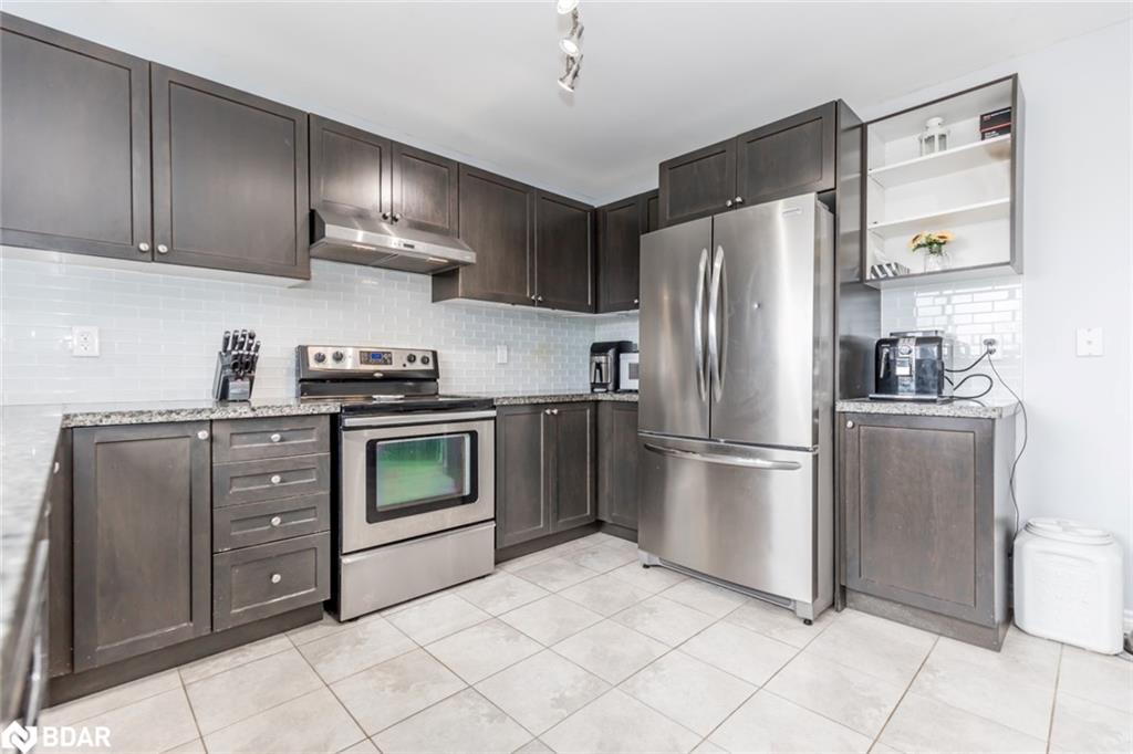 283 Regina Street Property Photo 3