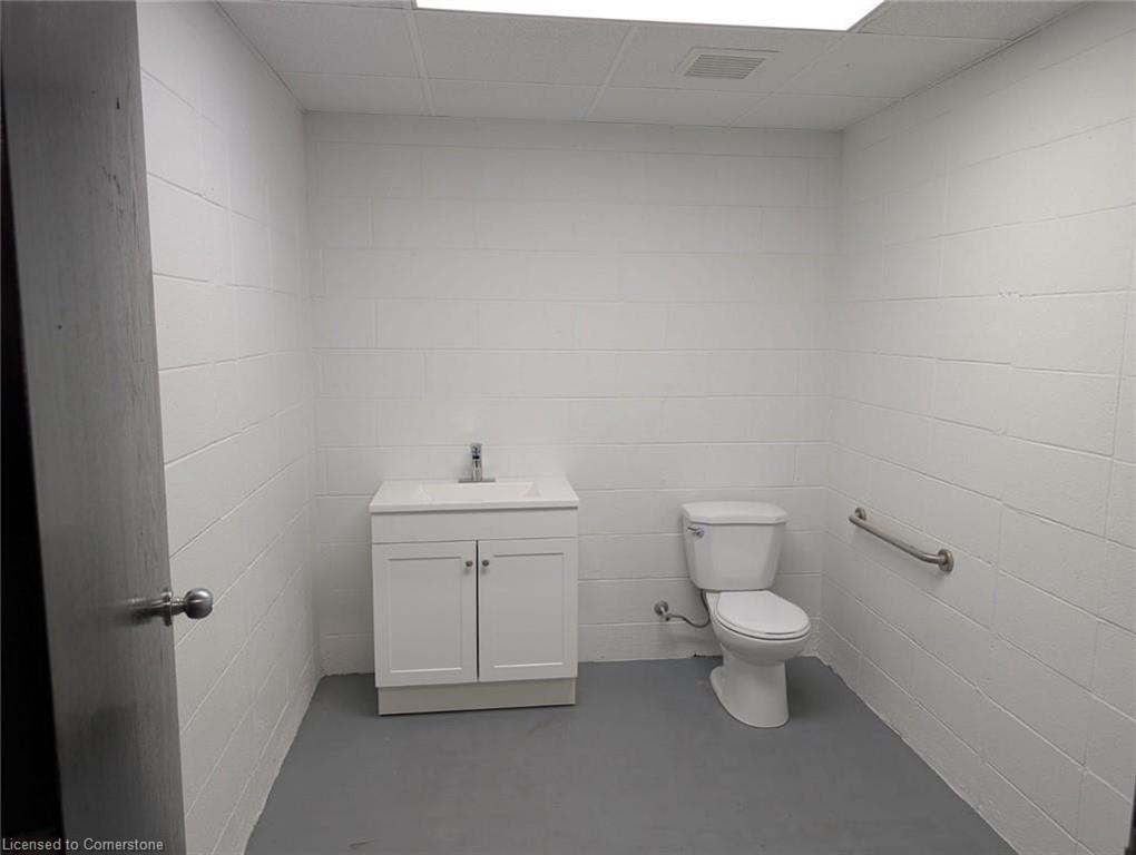 6 Community Avenue Property Photo 2