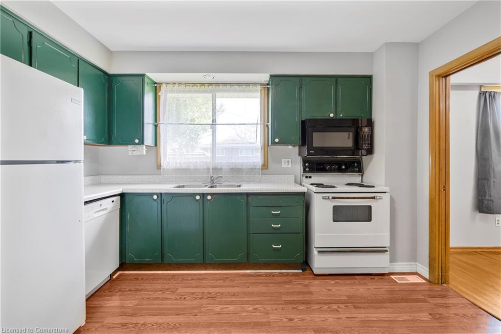 17 Ramsgate Drive Property Photo 10