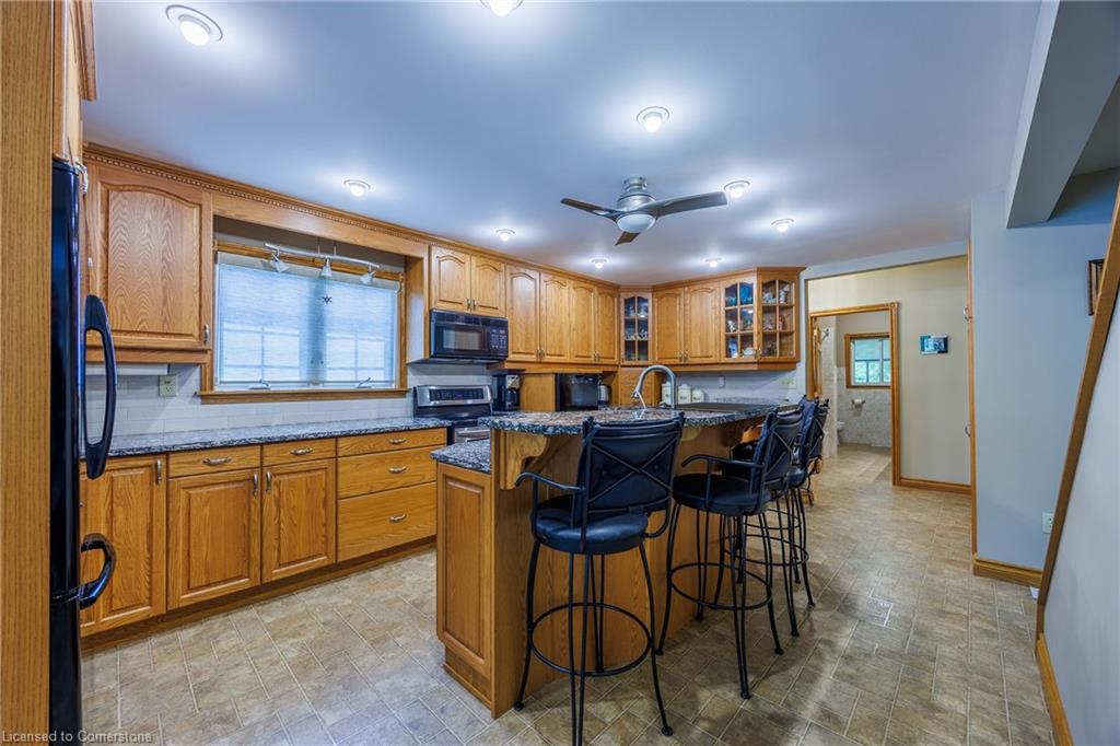 362 William Street Property Photo 5