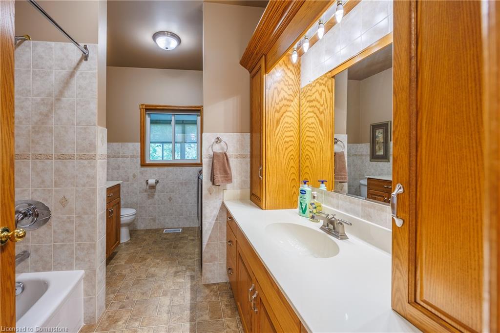 362 William Street Property Photo 14