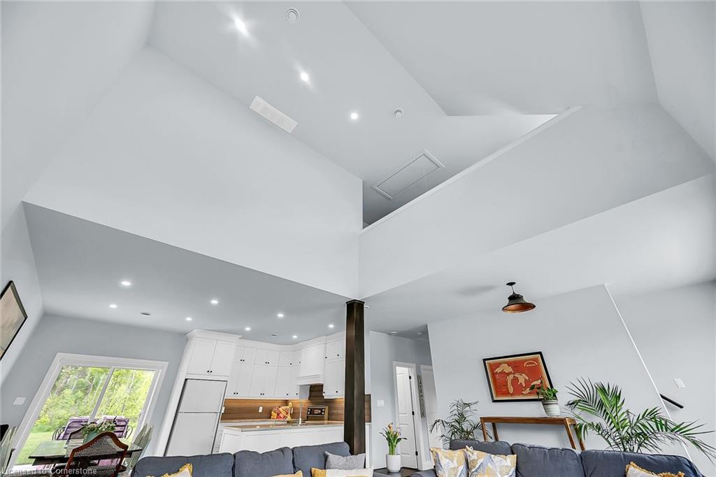 18 Siddall Road Property Photo 14