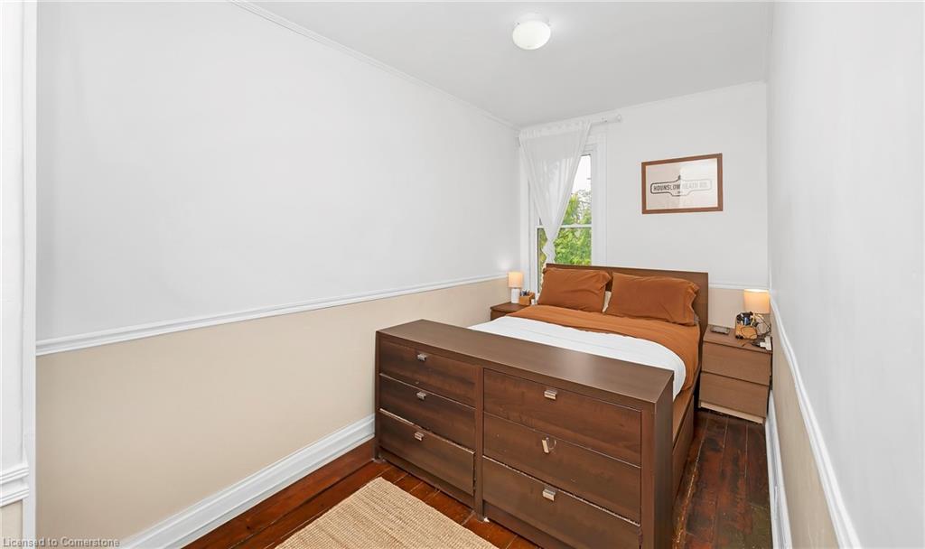 29 Emerald Street N Property Photo 18
