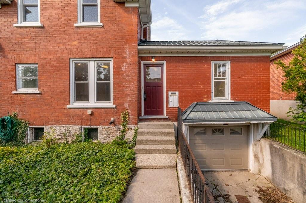 78 Allen Street E Property Photo 37