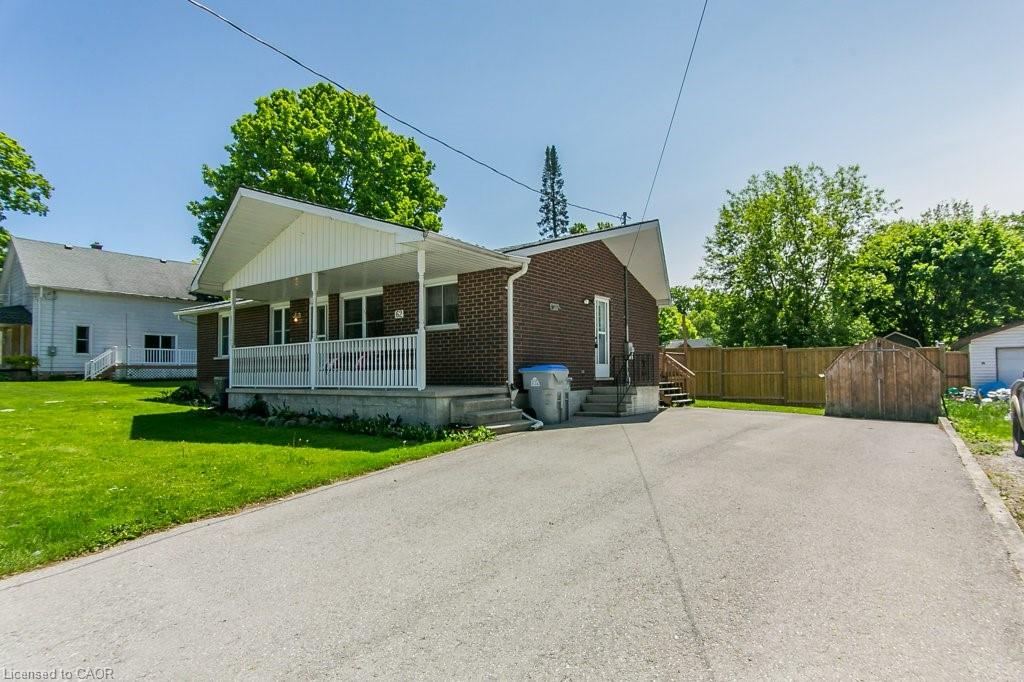 62 Queen Street Property Photo 3