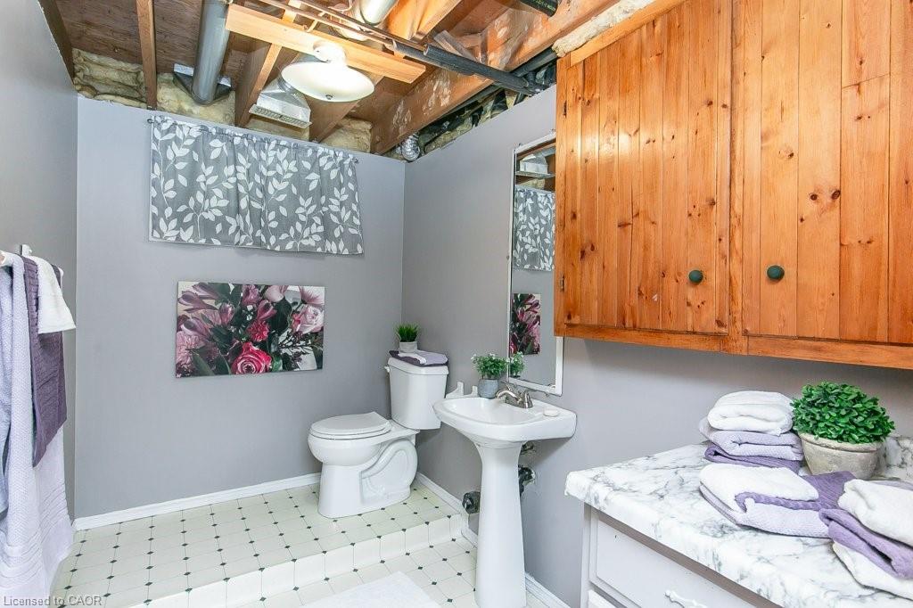 62 Queen Street Property Photo 39