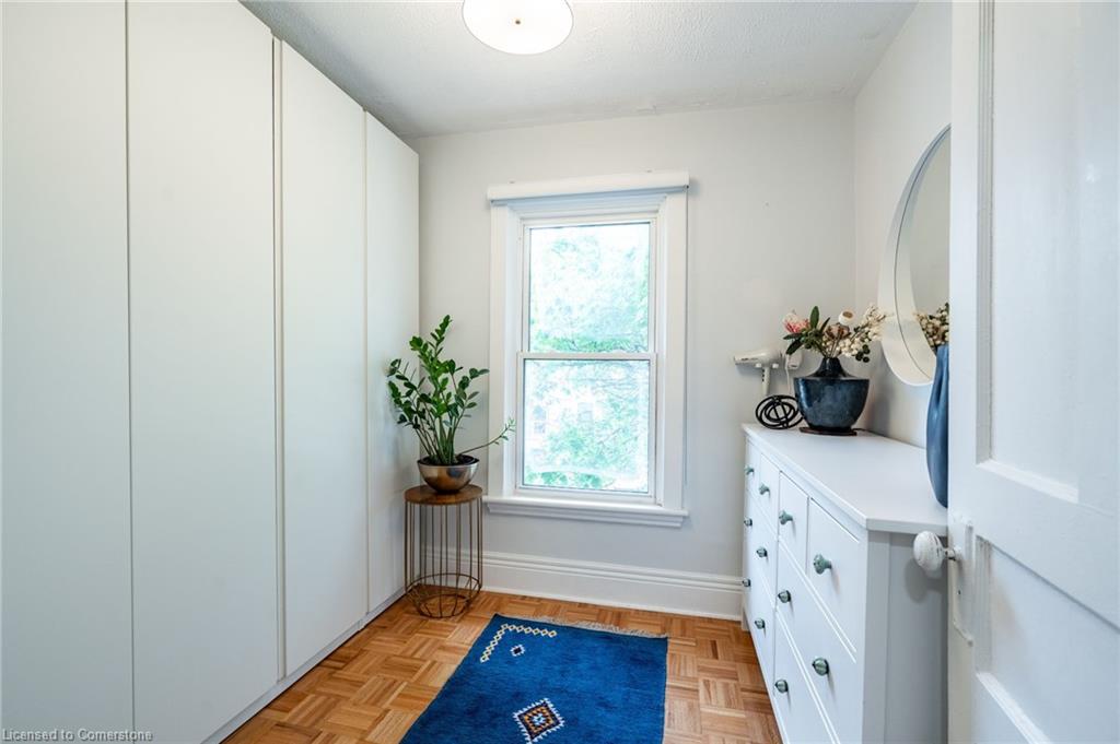 409 Herkimer Street Property Photo 22
