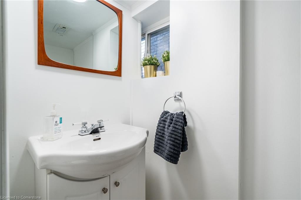 409 Herkimer Street Property Photo 30