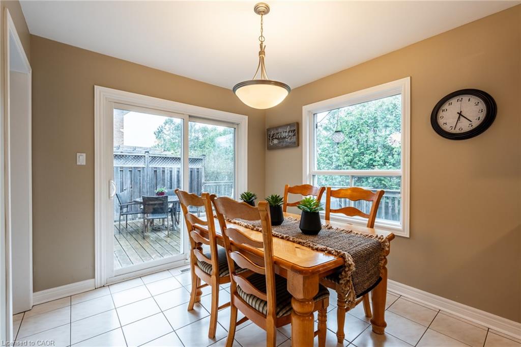 38 Fellowes Crescent Property Photo 10