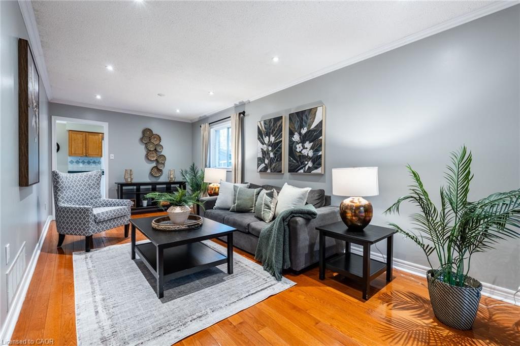 38 Fellowes Crescent Property Photo 15