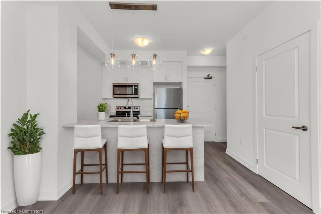 314-460 Dundas Street E Property Photo 1