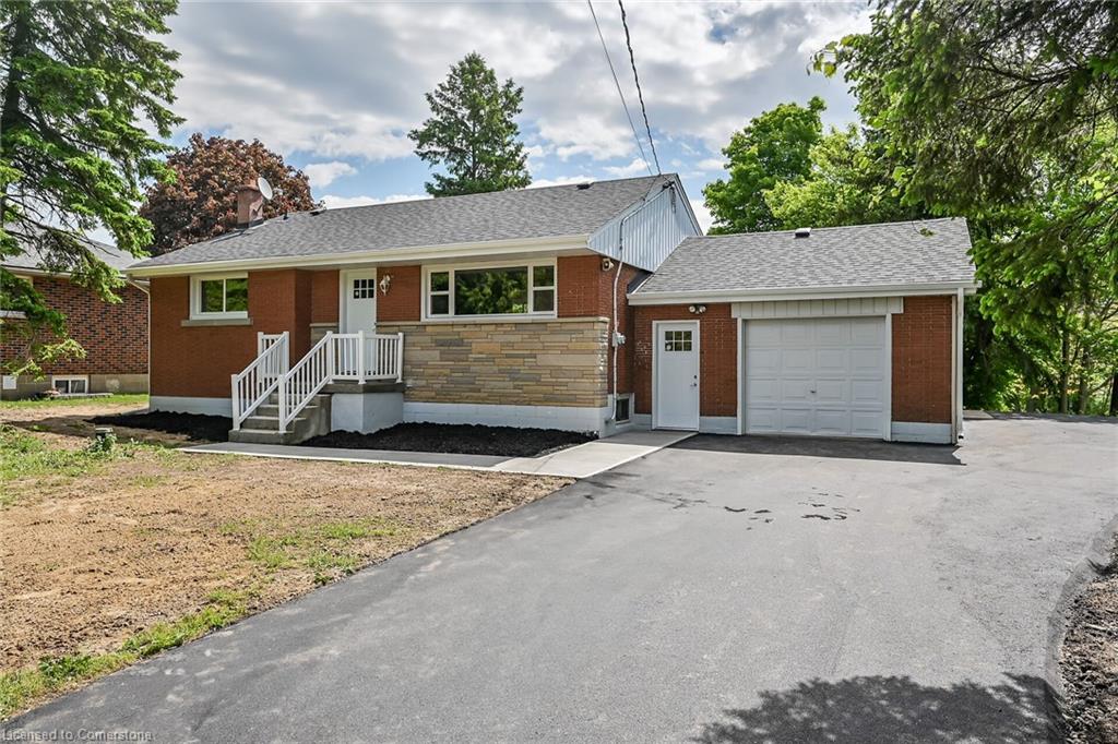 1645 Glancaster Road Property Photo 1