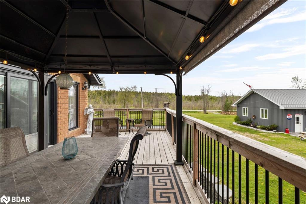 48 Campbell Beach Road Property Photo 38
