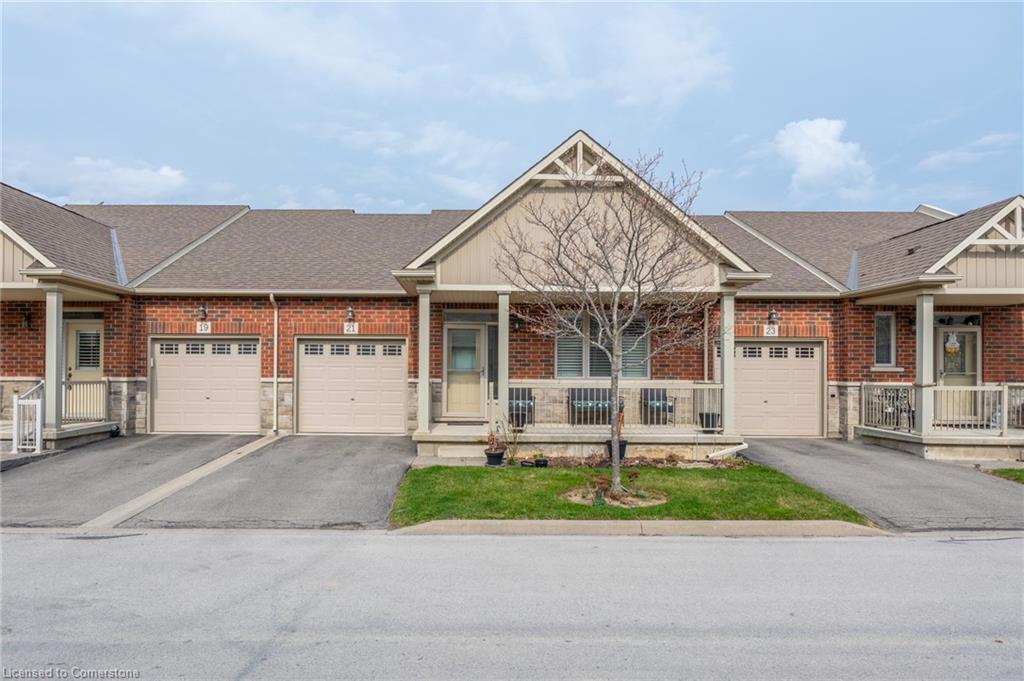 21 Stickland Lane Property Photo 2