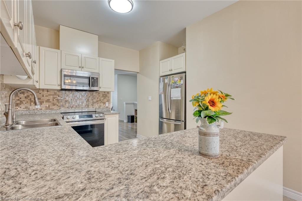 21 Stickland Lane Property Photo 15