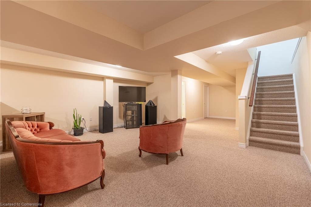 21 Stickland Lane Property Photo 25
