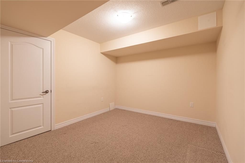 21 Stickland Lane Property Photo 29