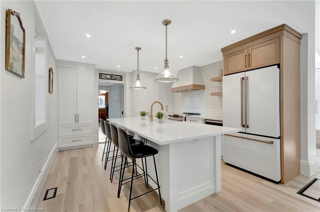 24 Hall Street Property Photo 6
