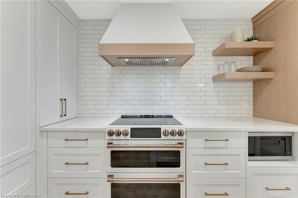 24 Hall Street Property Photo 8