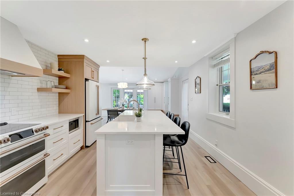 24 Hall Street Property Photo 9
