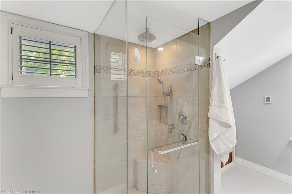 24 Hall Street Property Photo 28