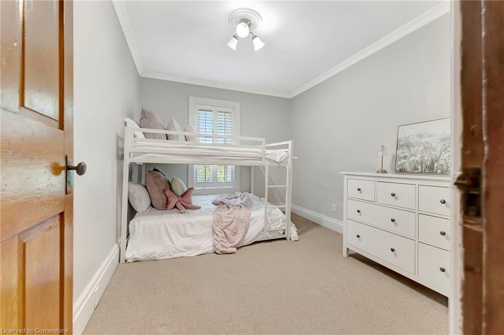 24 Hall Street Property Photo 29