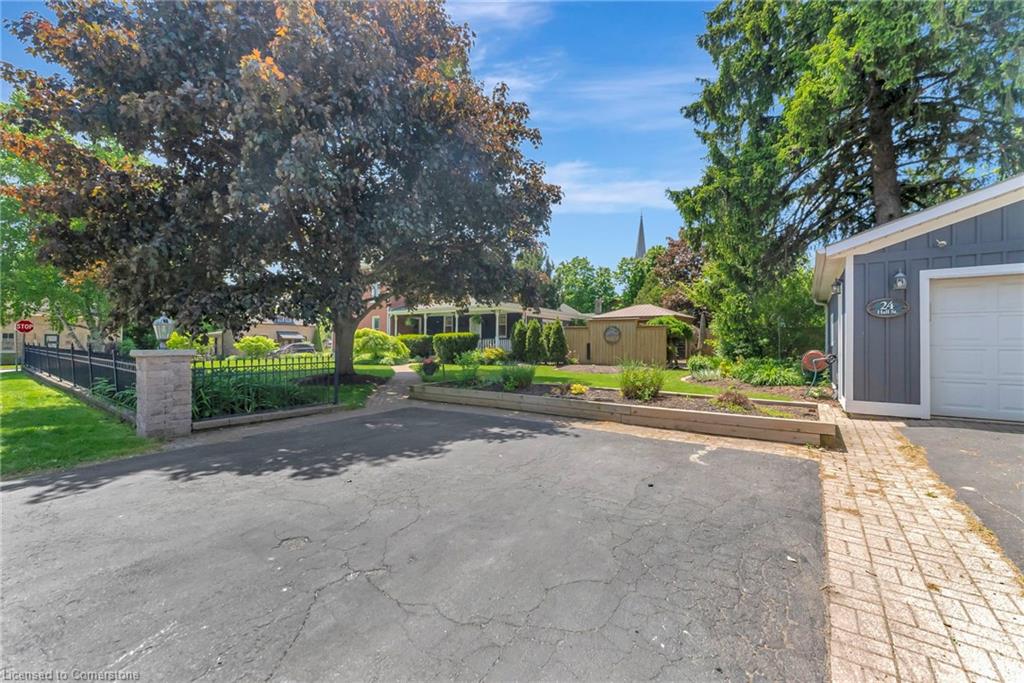 24 Hall Street Property Photo 37