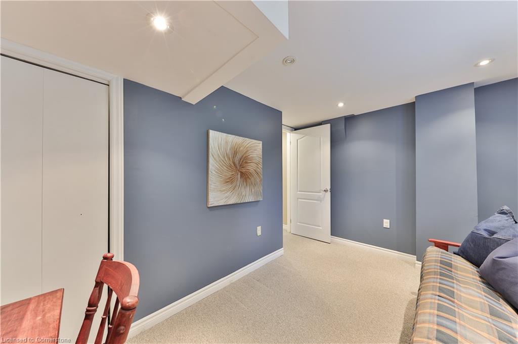 799 Miriam Crescent Property Photo 15