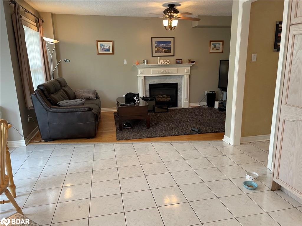 23 Nightingale Crescent Property Photo 6
