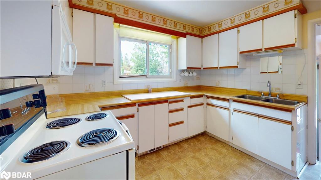 14 Francis Road Property Photo 10