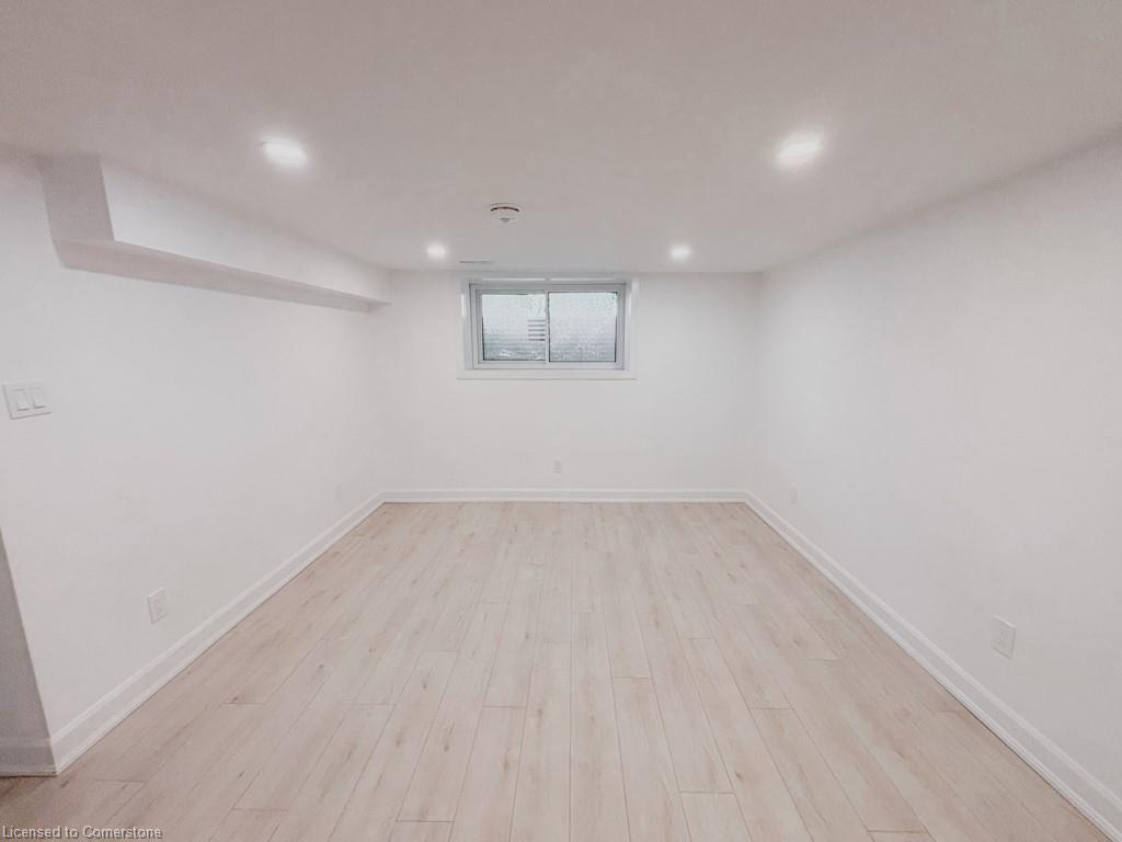 2-39 Krug Street Property Photo 7