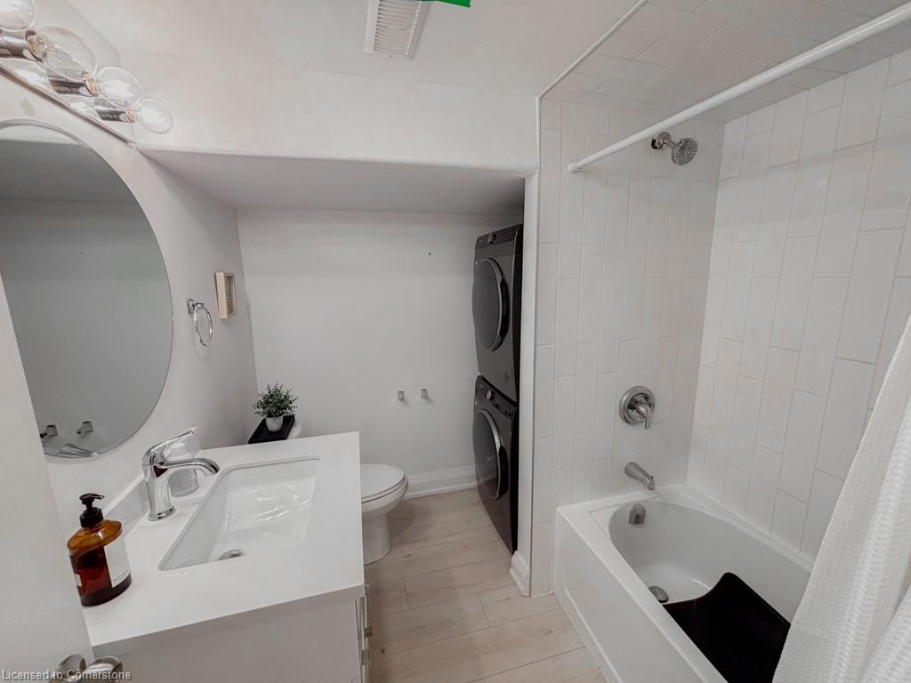 2-39 Krug Street Property Photo 13