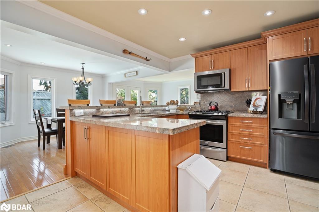 19 Grand Forest Drive Property Photo 12