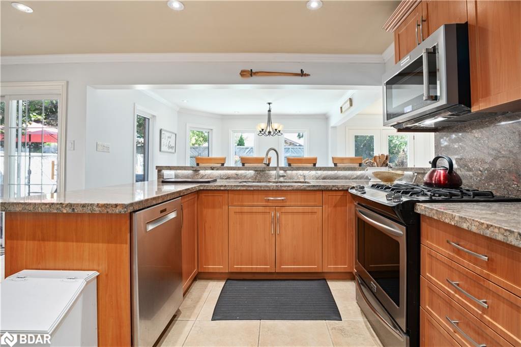 19 Grand Forest Drive Property Photo 13