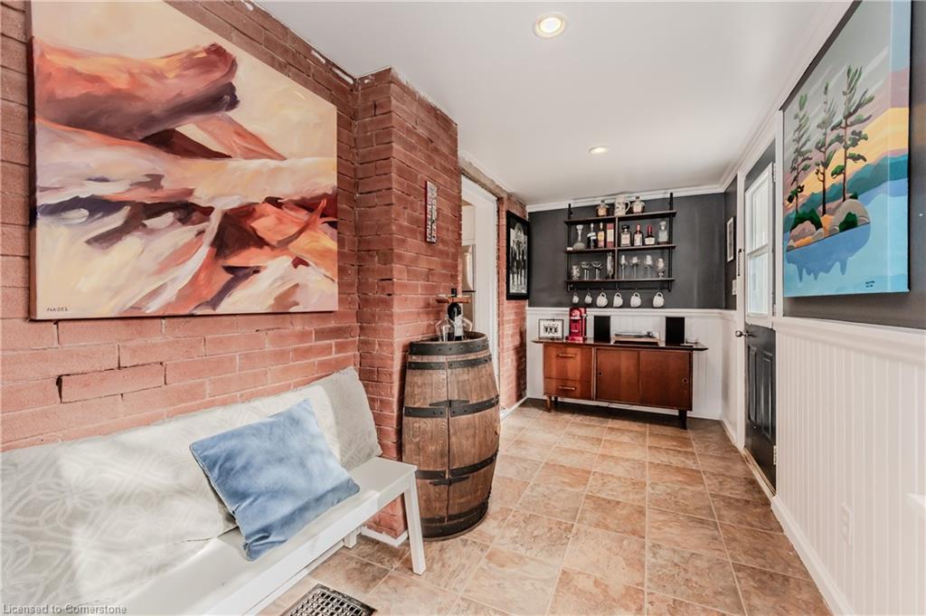 291 Guelph Street Property Photo 15