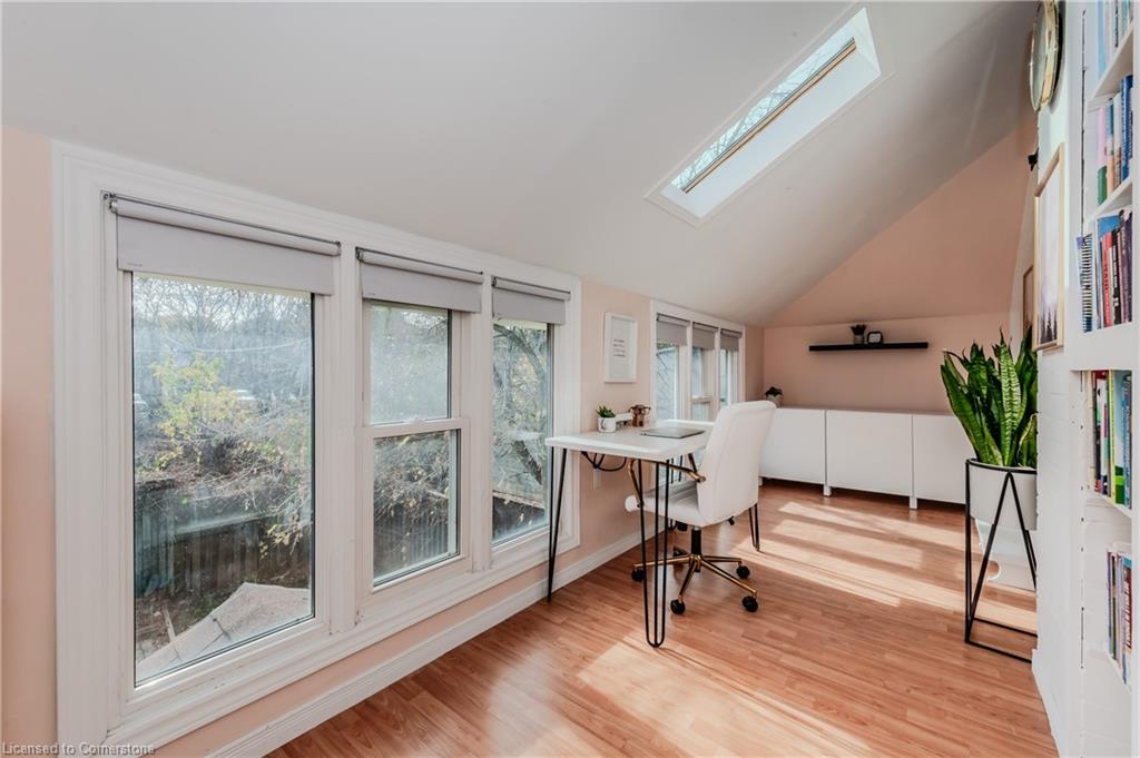 291 Guelph Street Property Photo 25