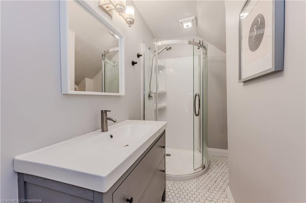 291 Guelph Street Property Photo 28