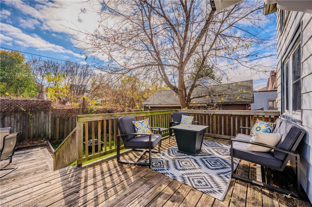 291 Guelph Street Property Photo 32