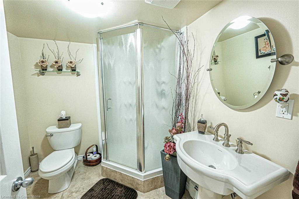 310 Grey Street Property Photo 38