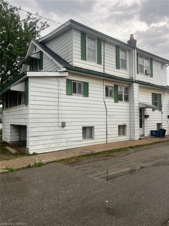 83 Stanley Street Property Photo 2