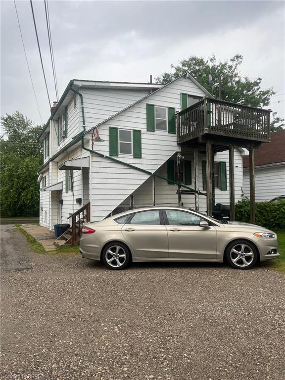 83 Stanley Street Property Photo 3